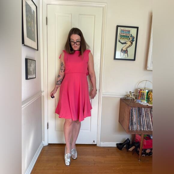 60s Vintage Hot Pink Crepe Dress Swing Dress w High Neckline - Picture 2 of 9